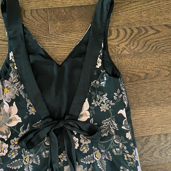 Urban Outfitters Pink and Black Floral Open Back Dress - SIZE S - Picture 3 of 4